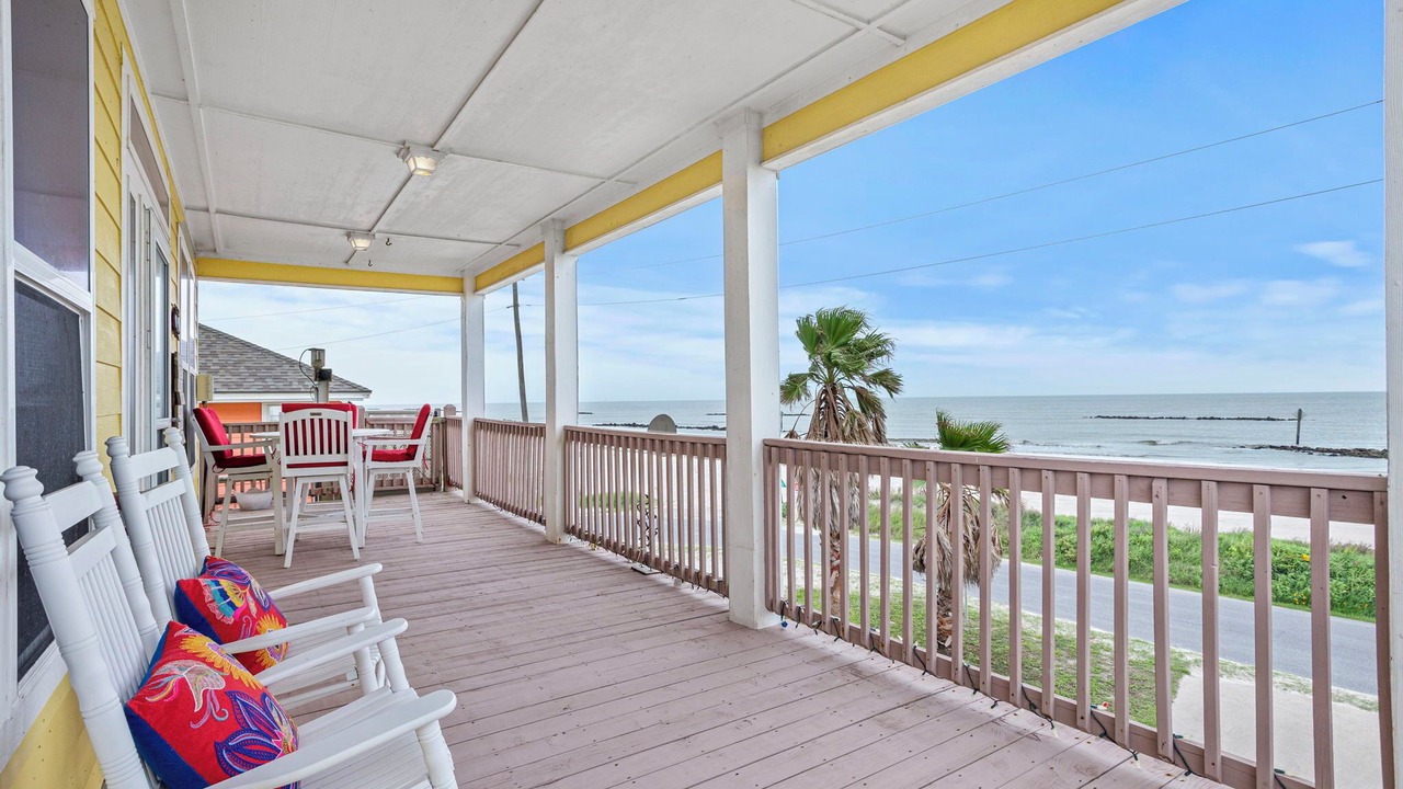 Photo of Patio Balcony in Lakeview  Jefferson County