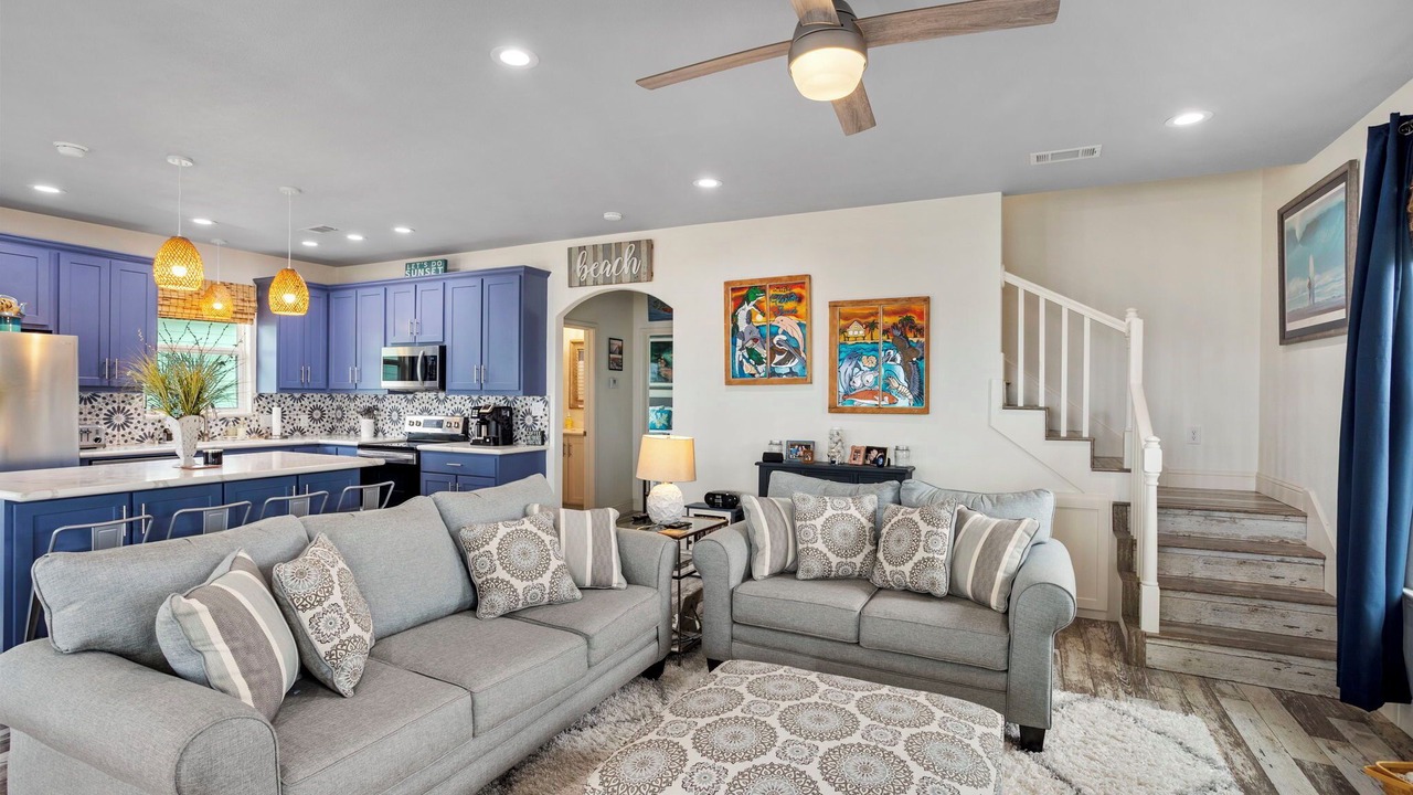 Photo of Livingroom in Lakeview  Jefferson County