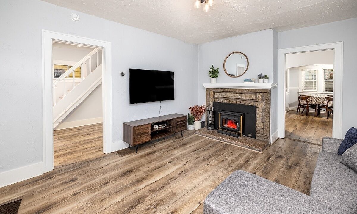 Photo of Livingroom in Northwest Everett