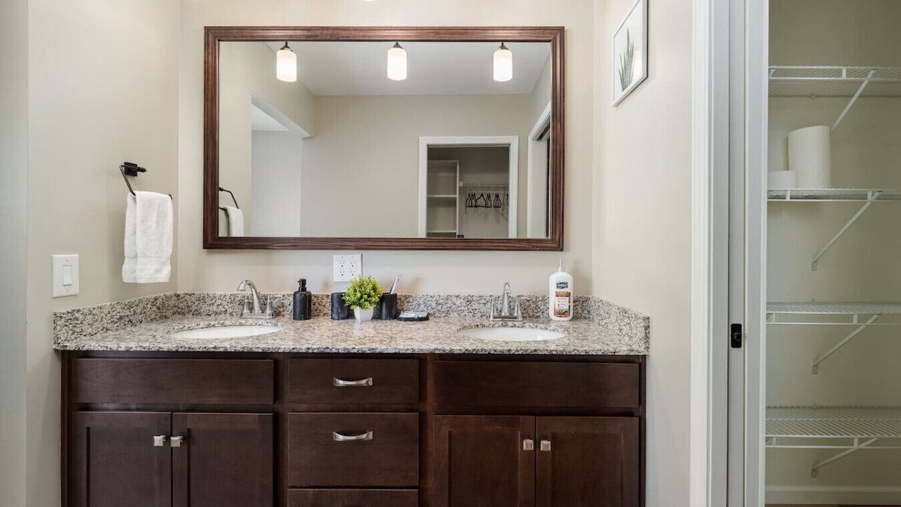 Photo of Bathroom in Oak Creek
