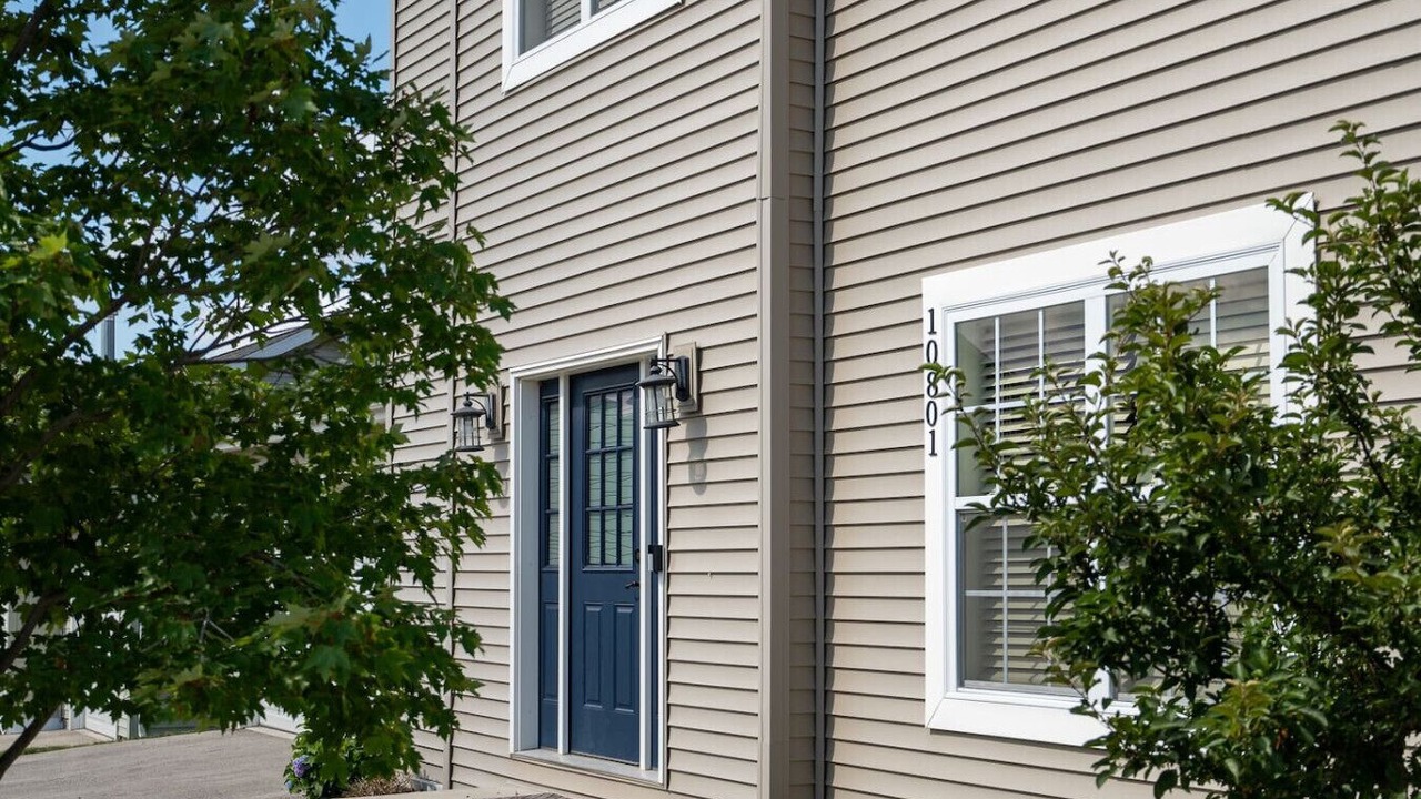 Photo of Outdoor in Oak Creek