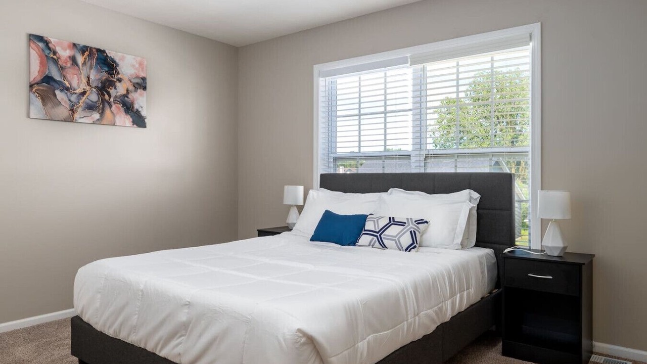 Photo of Bedroom in Oak Creek