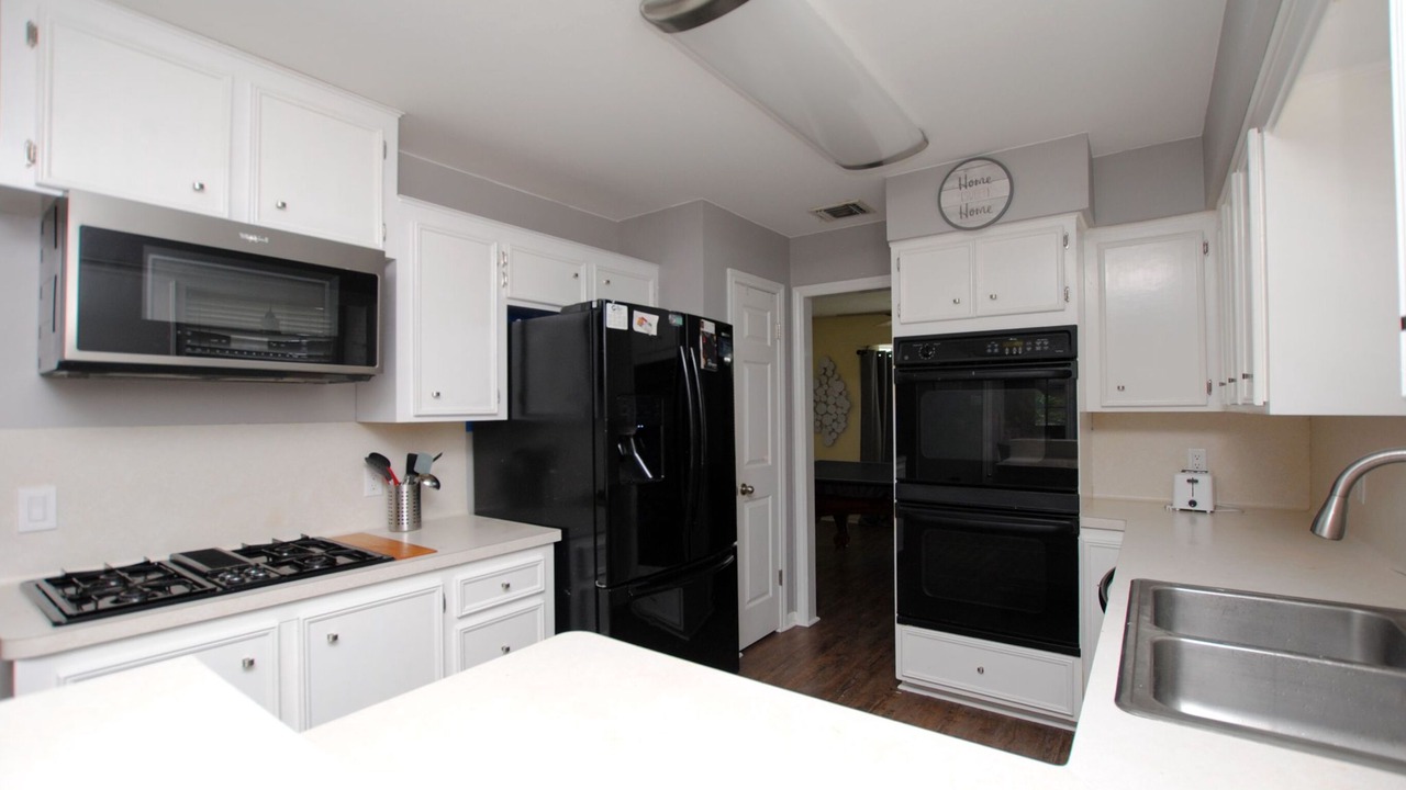 Photo of Kitchen in Memorial Parkway