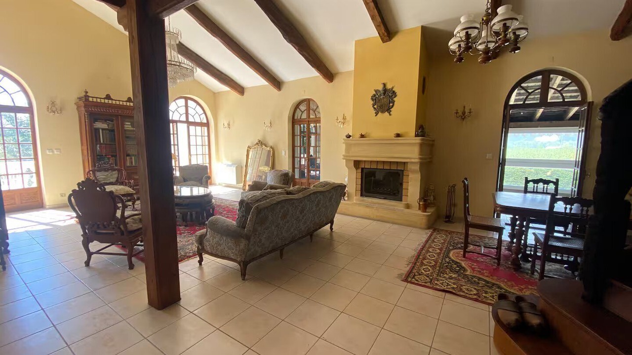 Photo of Livingroom in Loriol-sur-Drome