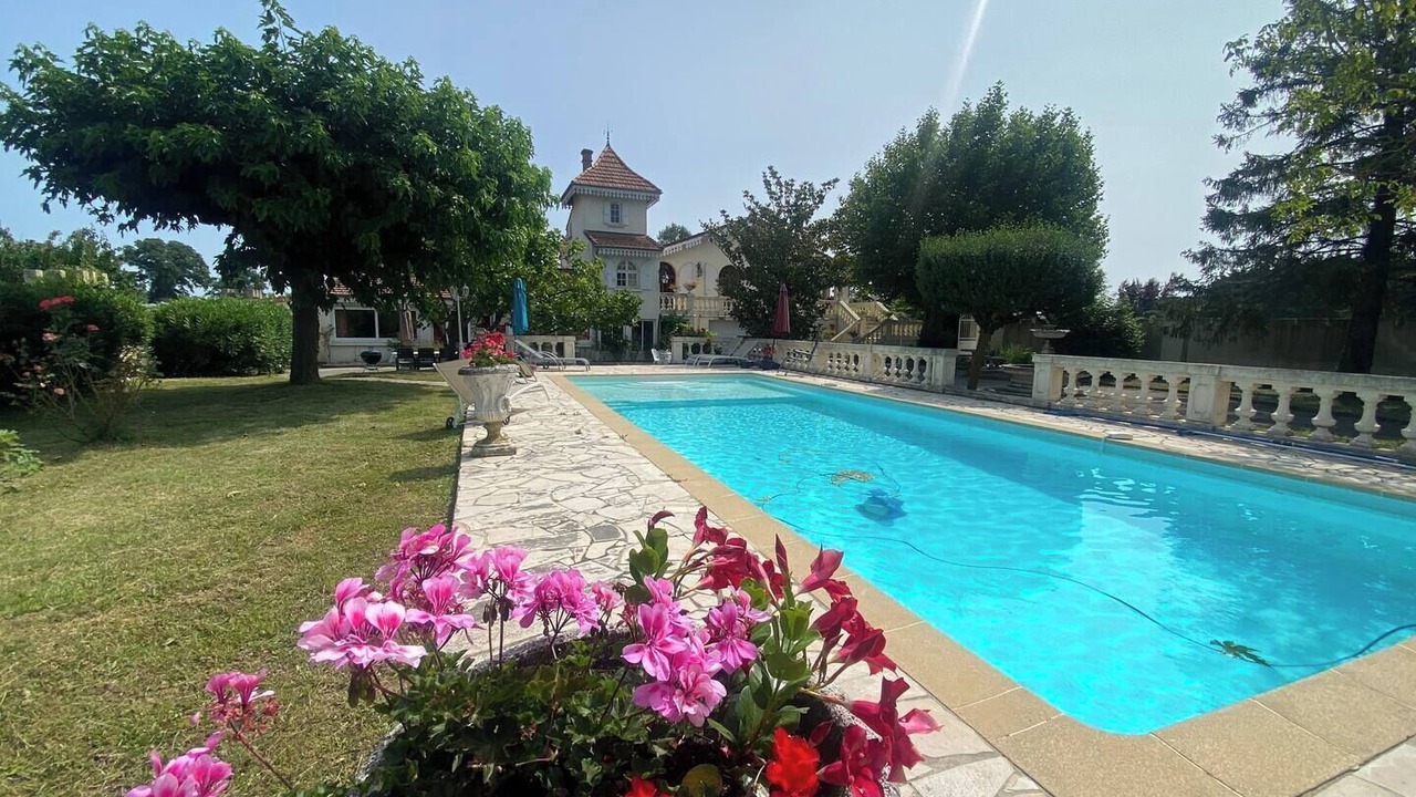 Photo of Outdoor in Loriol-sur-Drome