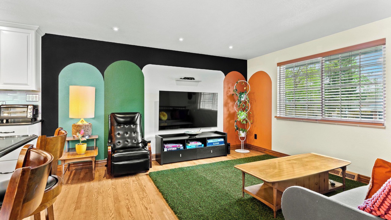 Photo of Livingroom in Lamar Heights Area
