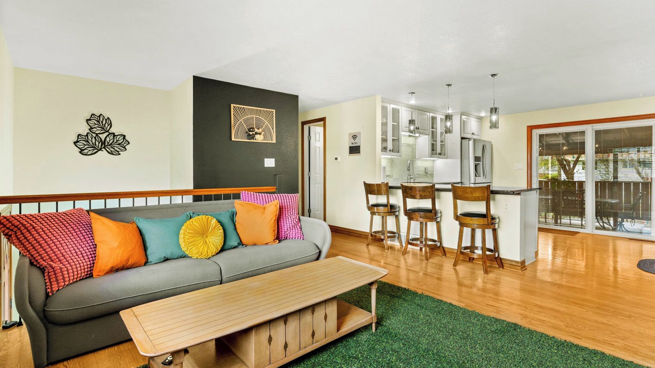 Photo of Livingroom in Lamar Heights Area