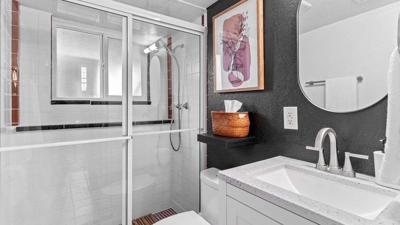 Photo of Bathroom in Lamar Heights Area