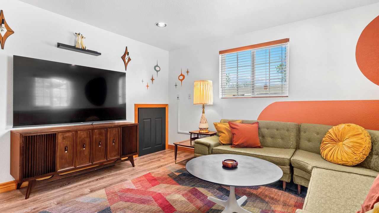Photo of Livingroom in Lamar Heights Area
