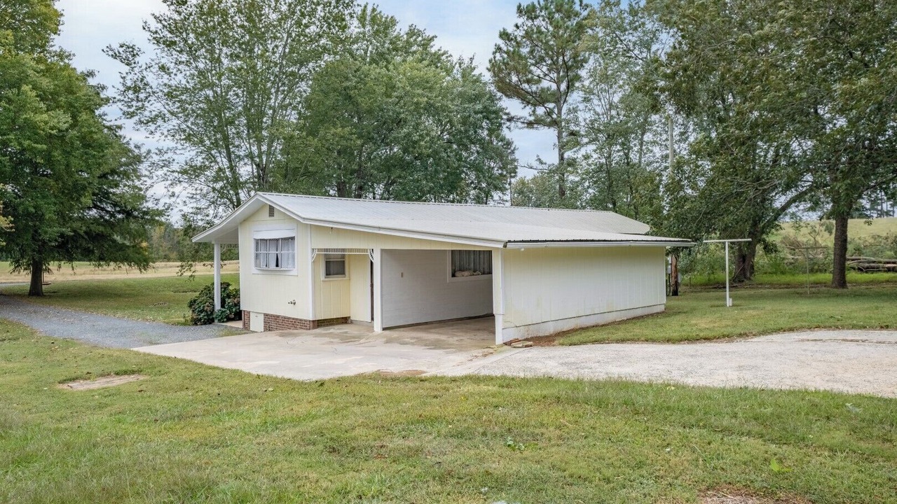 Photo of Outdoor in Denton
