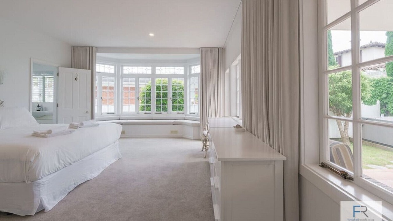 Photo of Others in St. Heliers