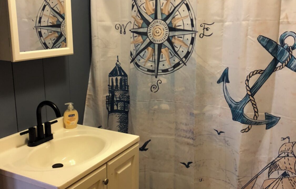 Photo of Bathroom in Brier Hill