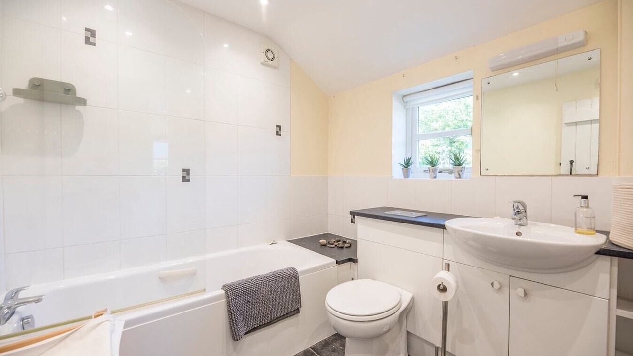 Photo of Bathroom in Orford