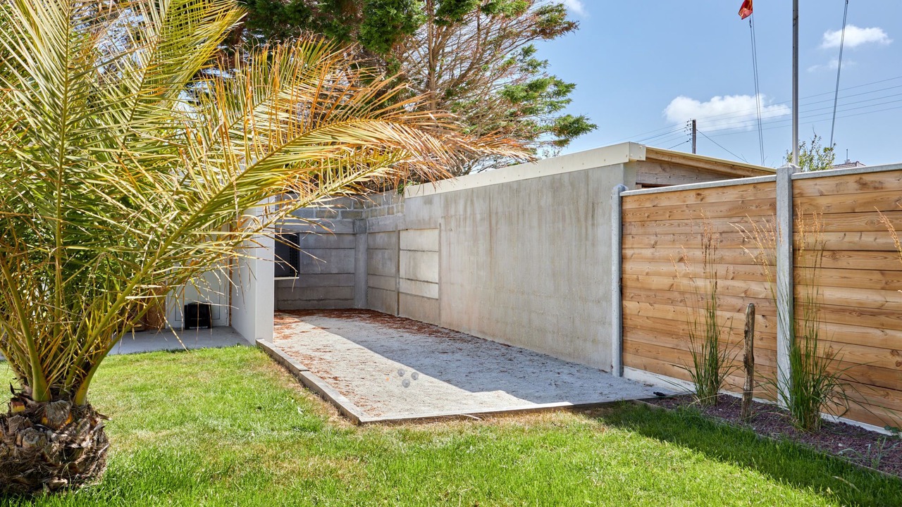 Photo of Outdoor in Denneville