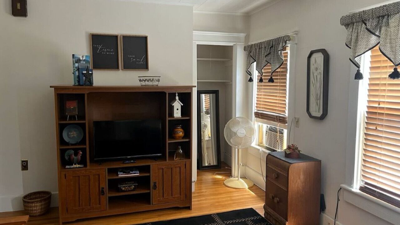 Photo of Livingroom in Skaneateles