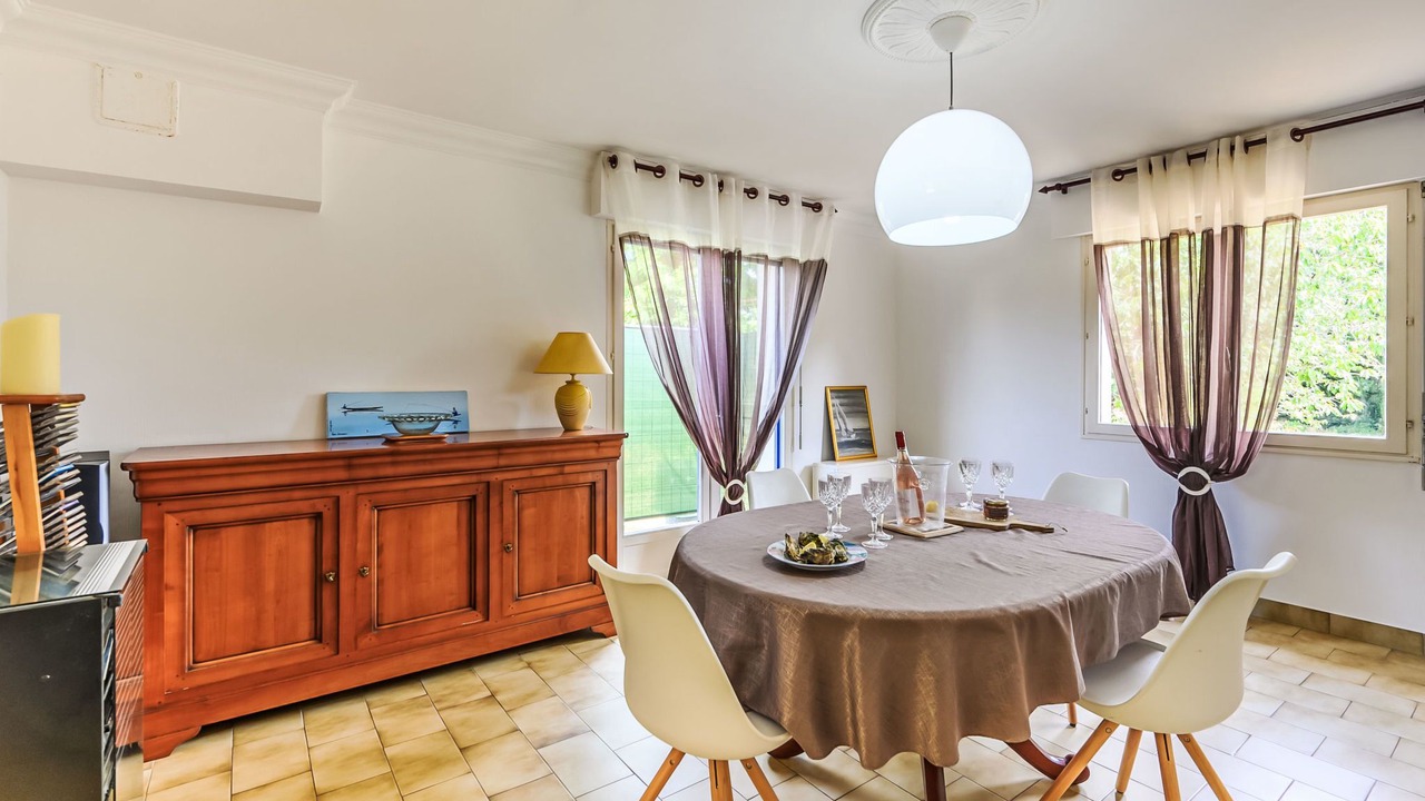 Photo of Bedroom in Plumergat