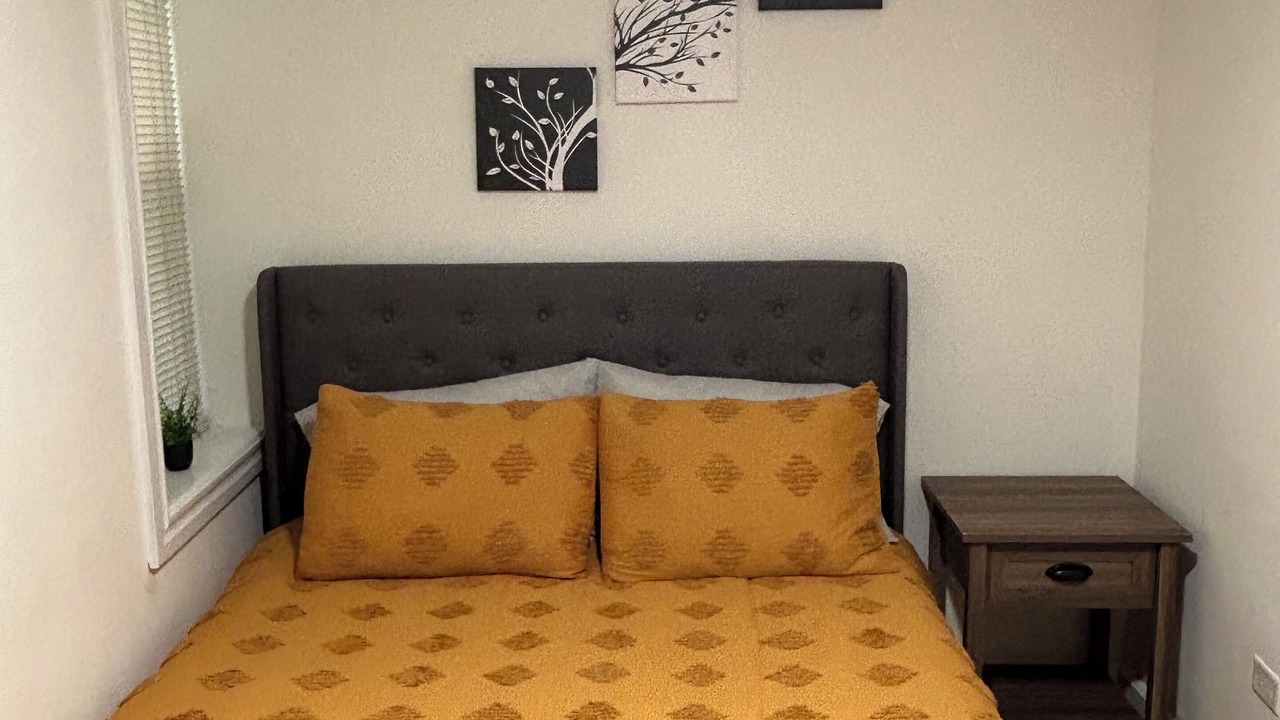 Photo of Bedroom in West Town