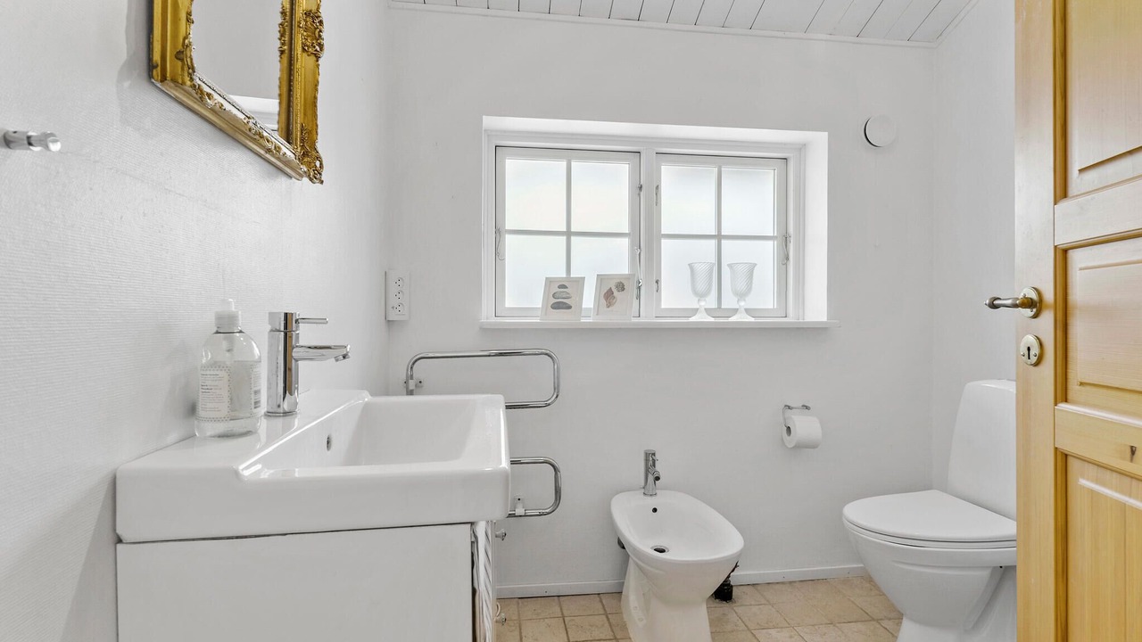 Photo of Bathroom in Hoensinge