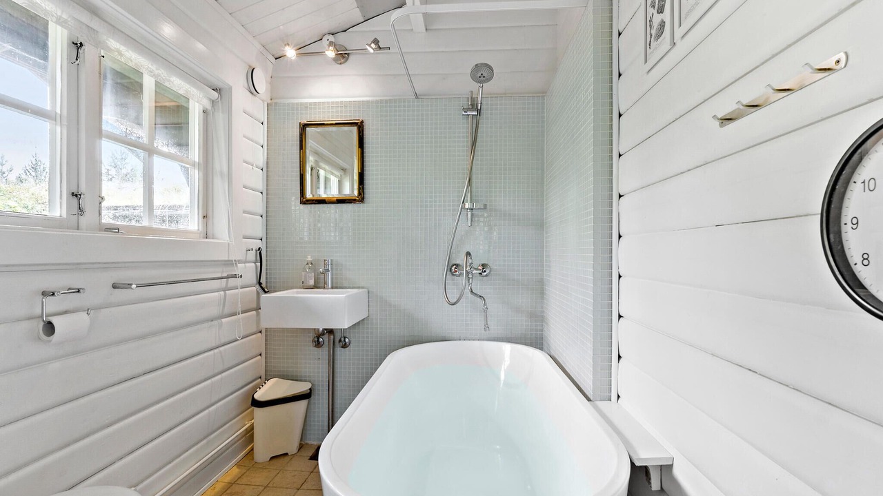 Photo of Bathroom in Hoensinge