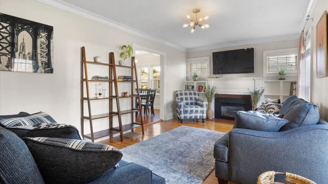 Photo of Livingroom in West Irondequoit