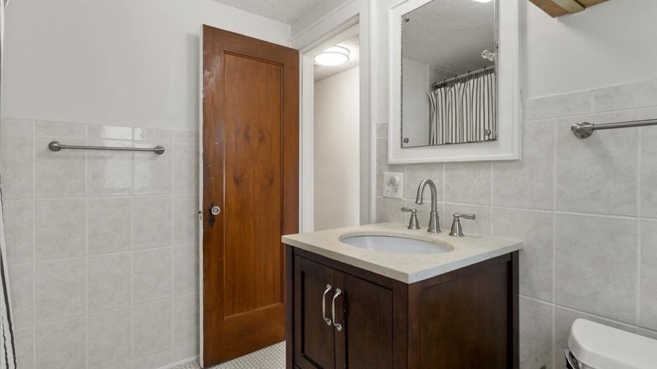 Photo of Bathroom in West Irondequoit