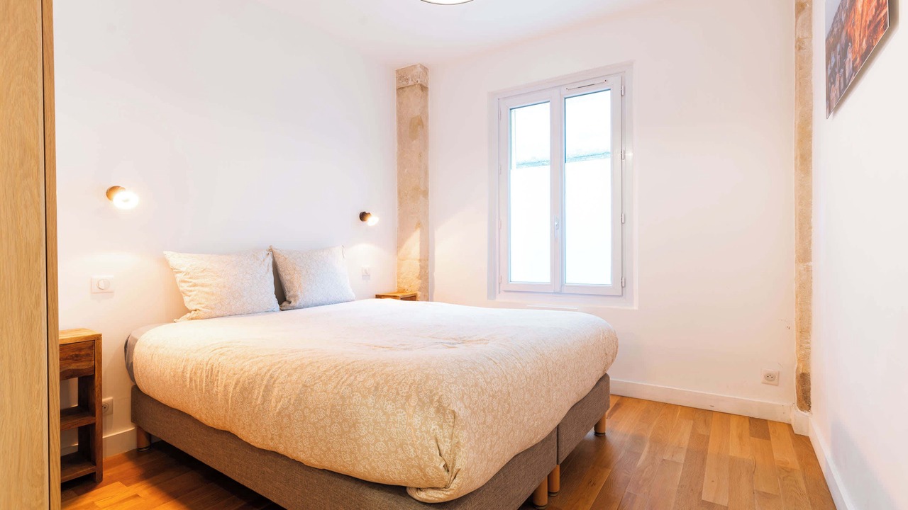 Photo of Bedroom in 17th Arrondissement