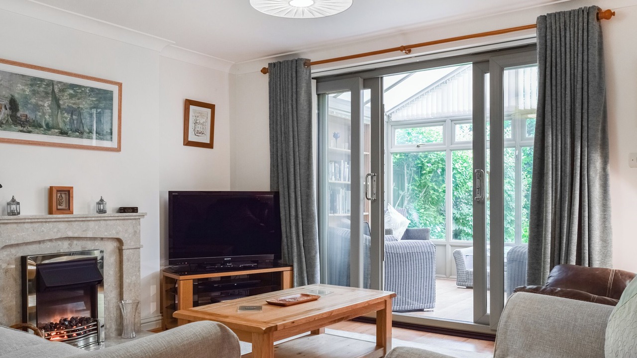 Photo of Bedroom in South Leigh