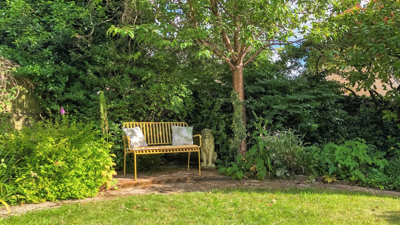 Photo of Outdoor in South Leigh