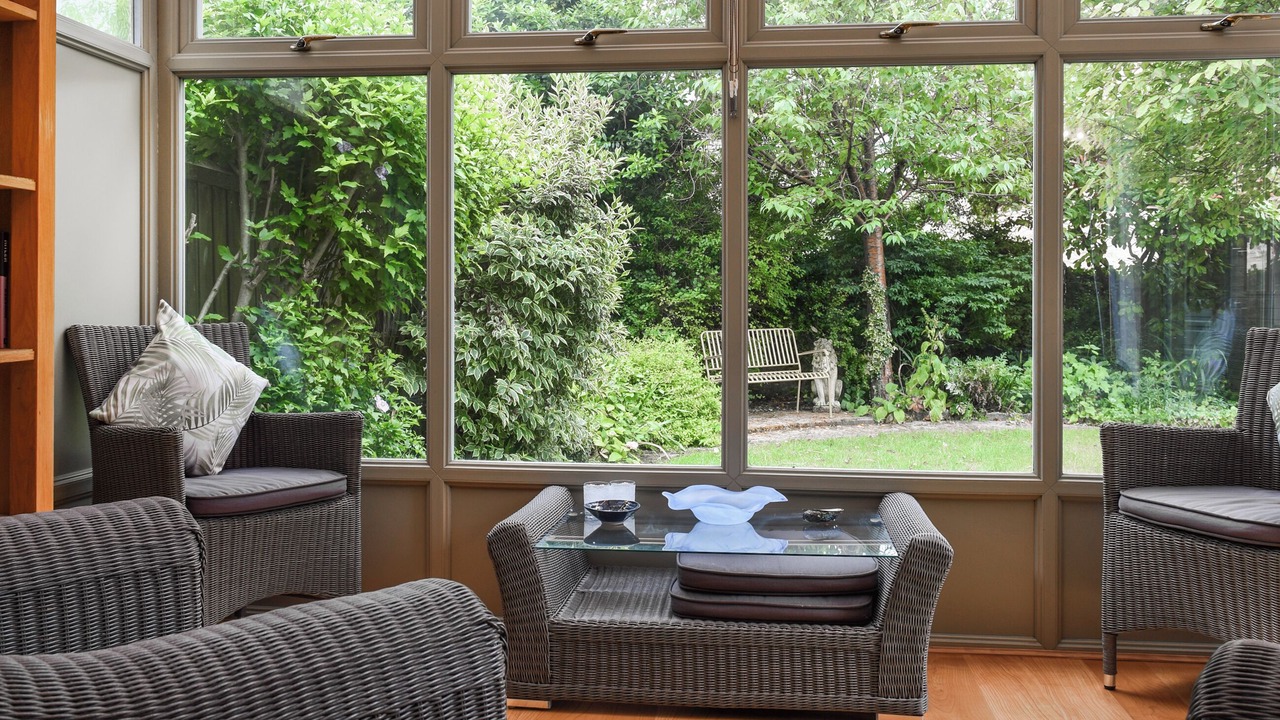 Photo of Others in South Leigh