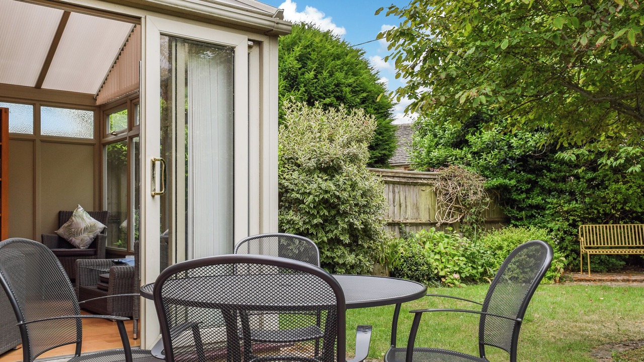 Photo of Others in South Leigh