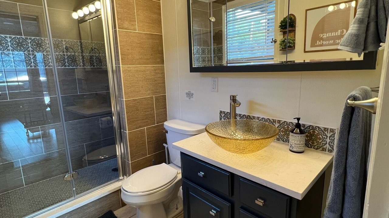 Photo of Bathroom in Royal