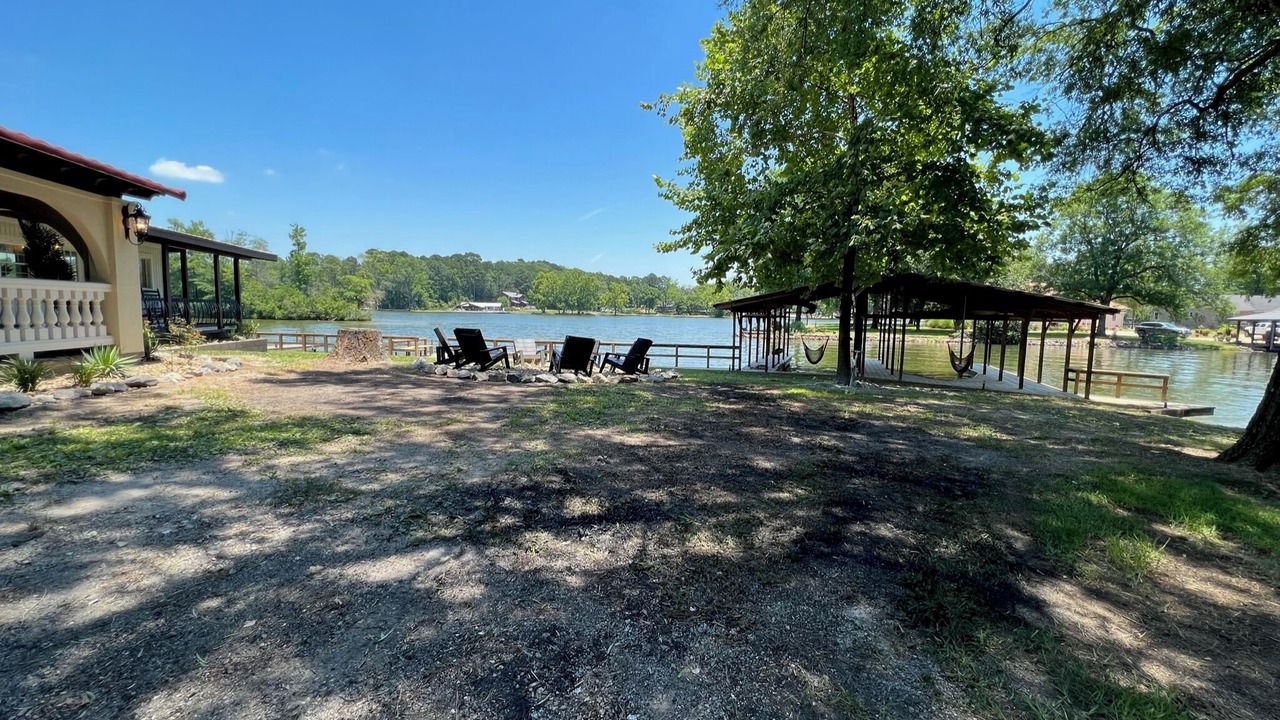 Photo of Outdoor in Royal