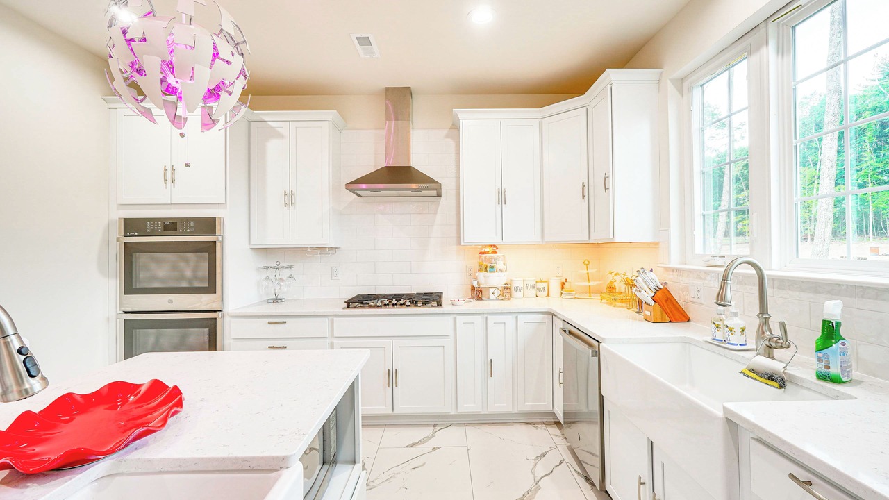 Photo of Others in Jonas