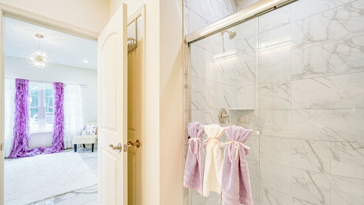 Photo of Bathroom in Jonas