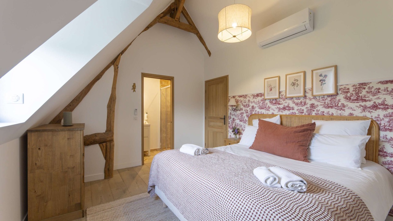 Photo of Bedroom in Cricqueboeuf