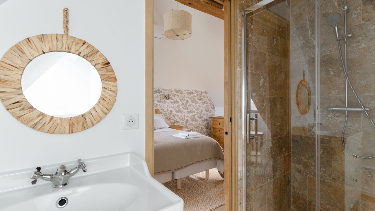 Photo of Bathroom in Cricqueboeuf