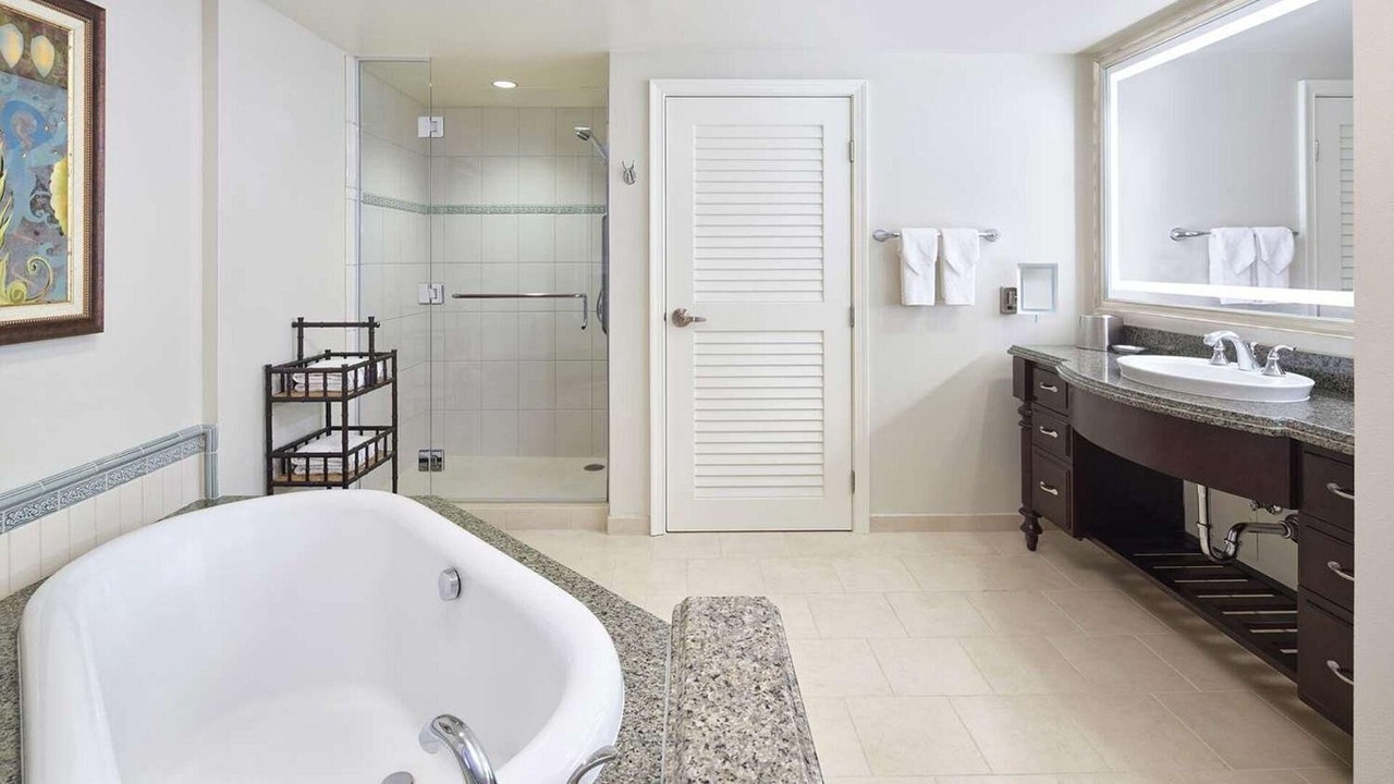 Photo of Bathroom in Waikiki