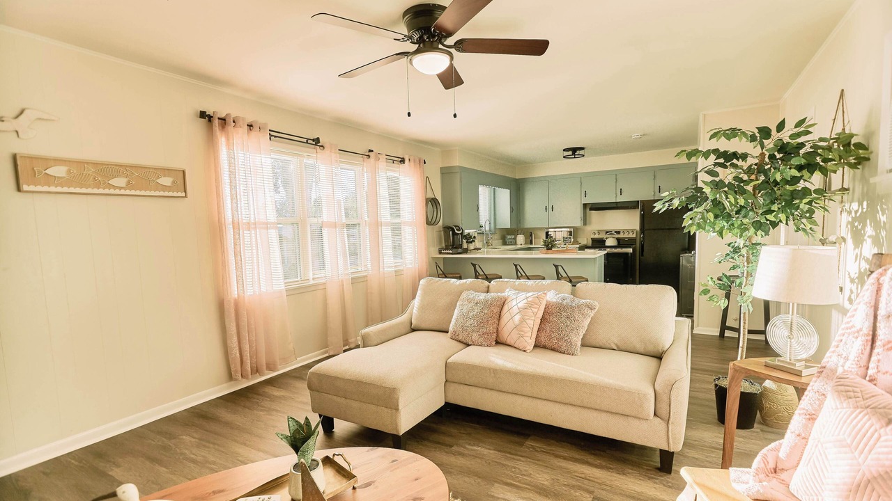 Photo of Livingroom in Lone Oak