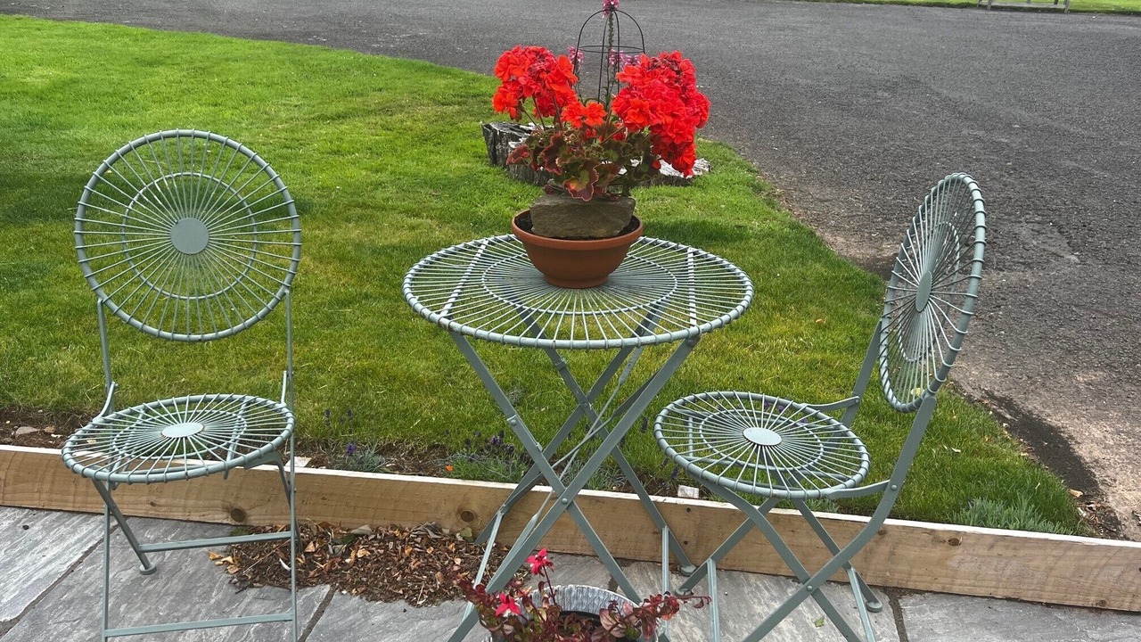 Photo of Others in Bettws Newydd