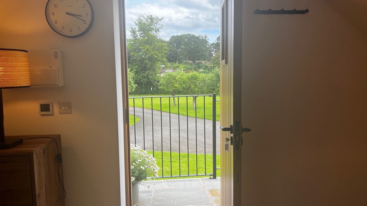 Photo of Others in Bettws Newydd