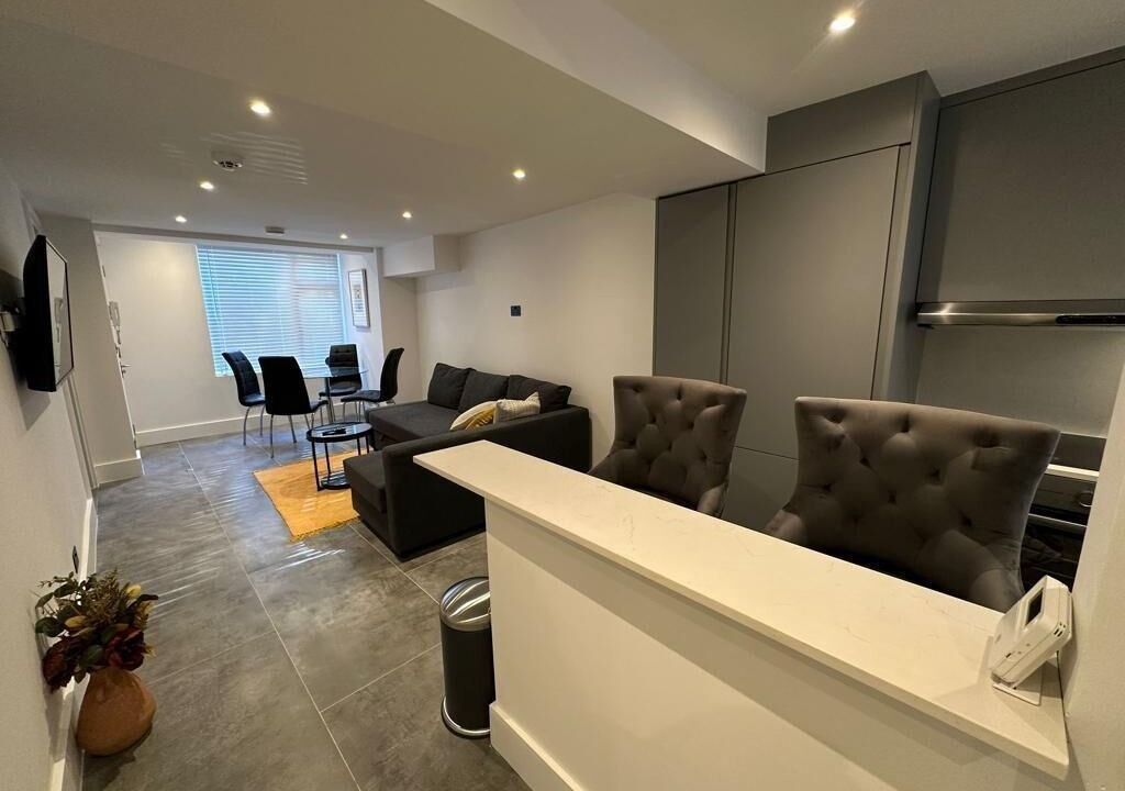 Photo of Others in Brondesbury