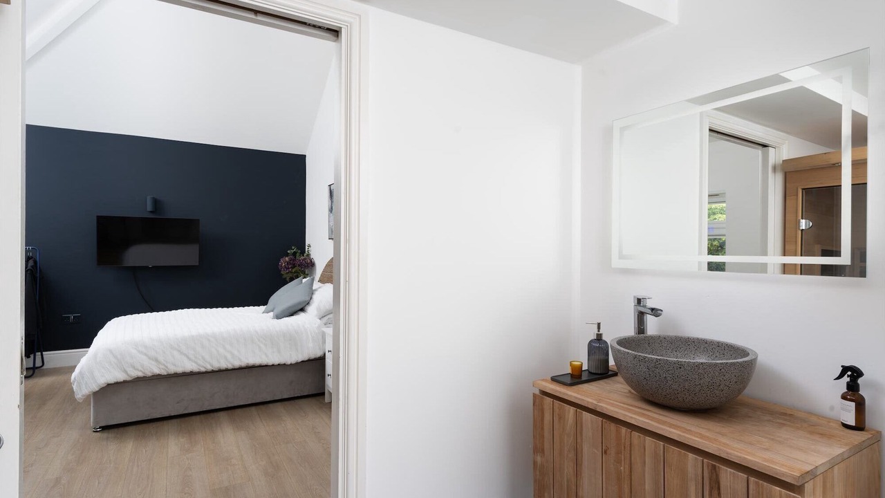 Photo of Bedroom in Mylor Churchtown