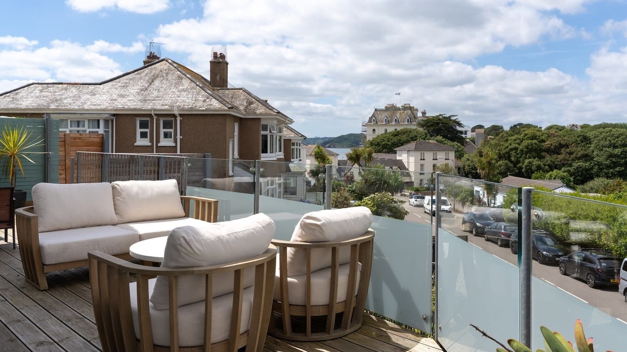 Photo of Patio Balcony in Mylor Churchtown