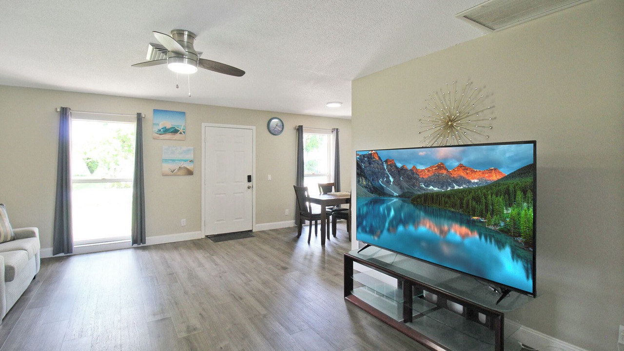 Photo of Livingroom in Whitfield