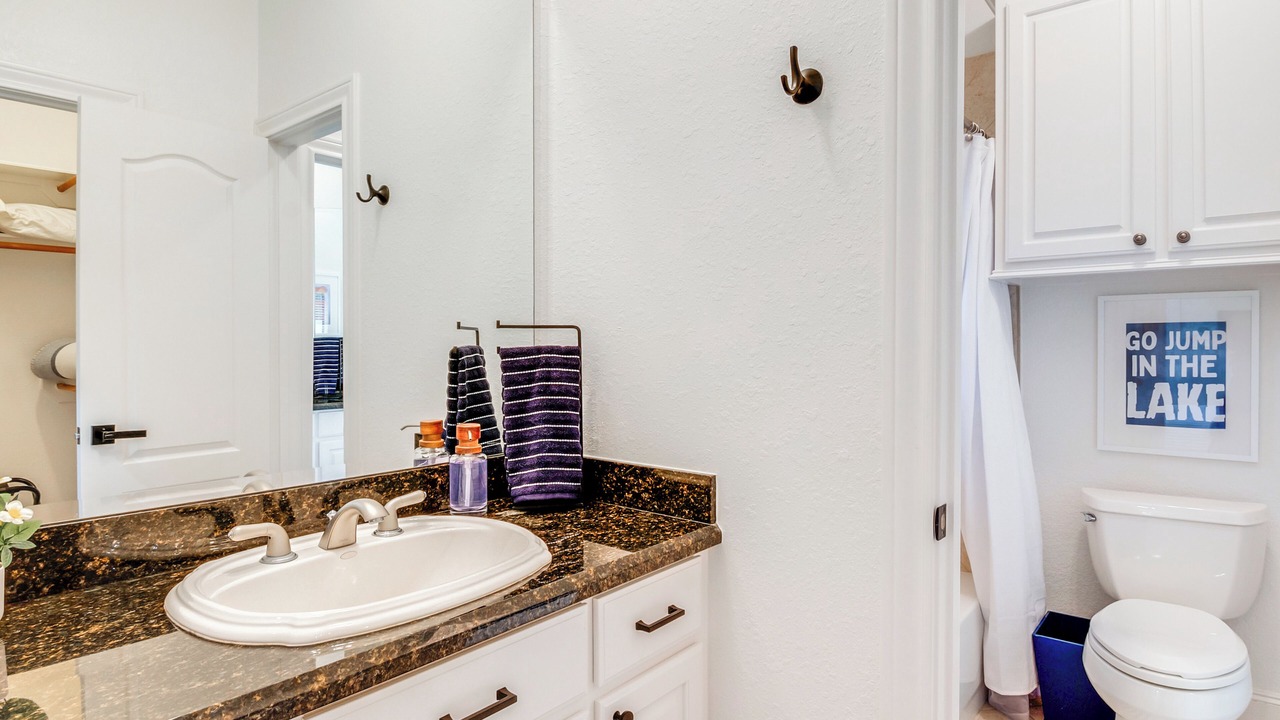 Photo of Bathroom in Willis