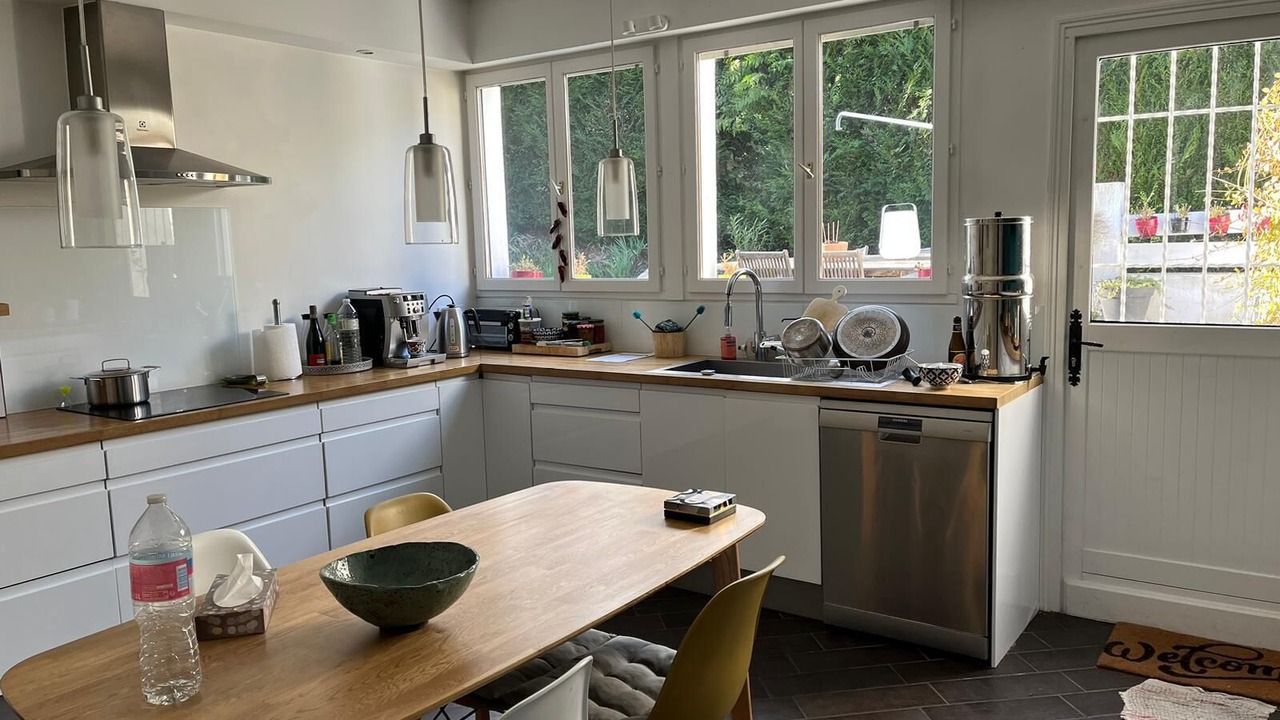 Photo of Kitchen in Le Celle-Saint-Cloud