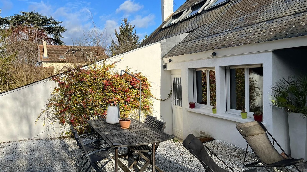 Photo of Outdoor in Le Celle-Saint-Cloud