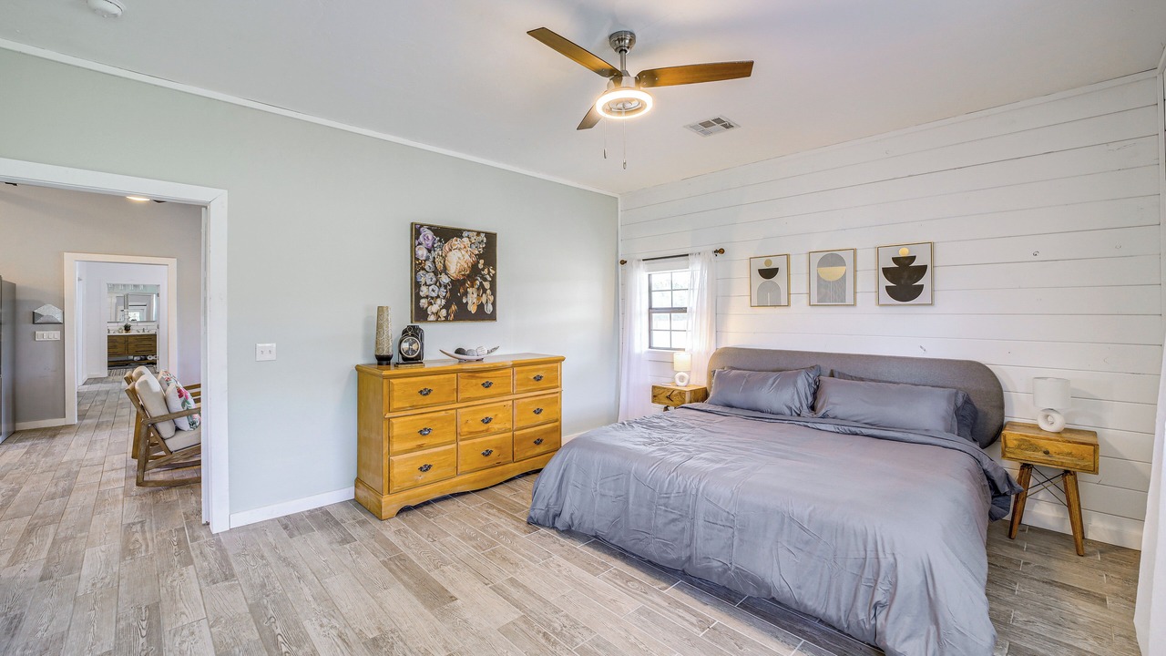 Photo of Bedroom in Vinita