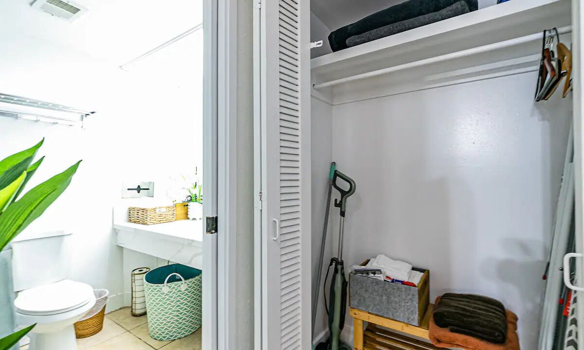 Photo of Bathroom in Hilo