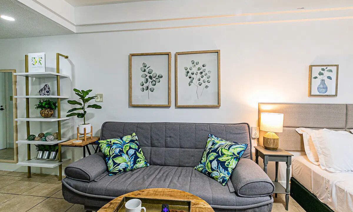 Photo of Livingroom in Hilo